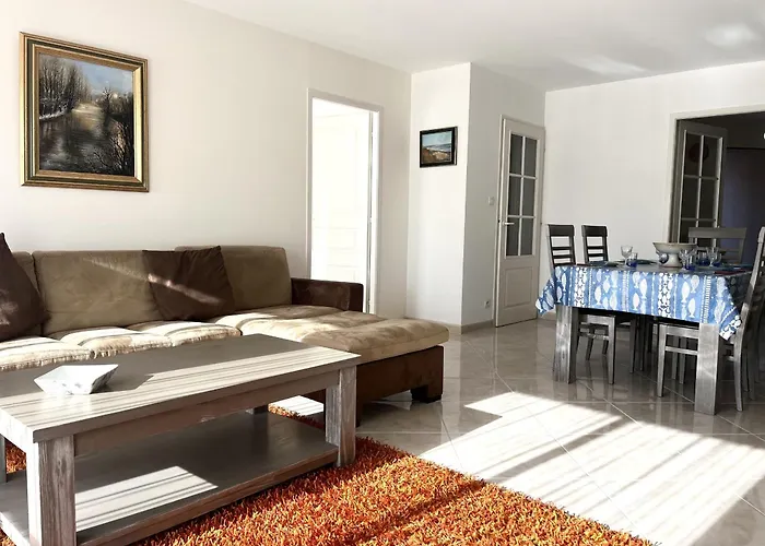 Spacieux Dans Le Centre-ville Des Sables D'olonne - 4 Pers Les Sables-dʼOlonne