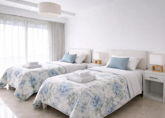 Spacieux Dans Le Centre-ville Des Sables D'olonne - 4 Pers *